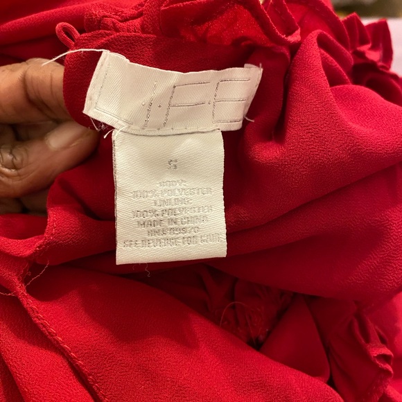 Ruby Red Ruffle-Sleeved Rhinestone Blouse - Picture 5 of 8